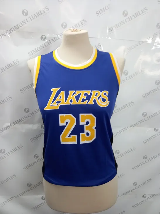 LA LAKERS JERSEY AND SHORTS WITH JAMES 23 SIZE M