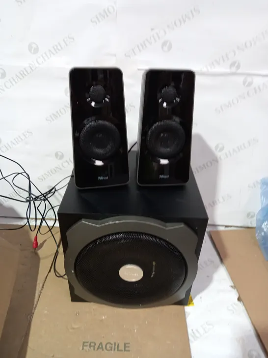 TRUST 2.1 SUBWOOFER SPEAKER SET