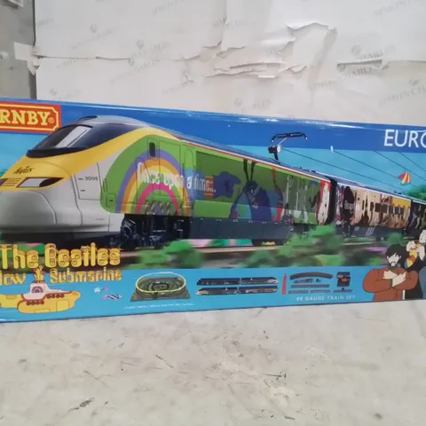 HORNBY EUROSTAR THE BEATLES YELLOW SUBMARINE OO GAUGE MODEL RAILWAY SET