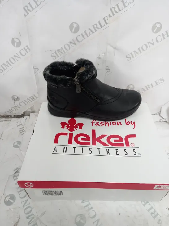 RIEKER FUR CUFF BOOT BLACK SIZE 4 - BOXED 