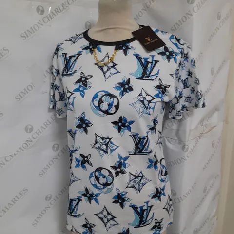 LOUIS VUITTON TSHIRT IN BLUE AND WHITE SIZE S