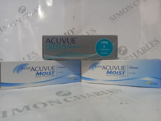 APPROXIMATELY 20 ASSORTED HOUSEHOLD ITEMS TO INCLUDE ACUVUE OASYS CONTACT LENSES, ACUVUE MOIST CONTACT LENSES, ETC