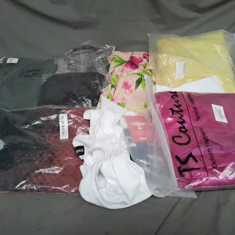 BOX OF ASSORTED CLOTHING ITEMS IN VARIOUS COLOURS, SIZES AND STYLES