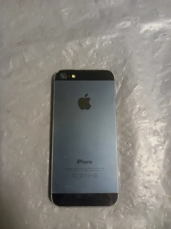 APPLE IPHONE 5 16GB MD297B/A