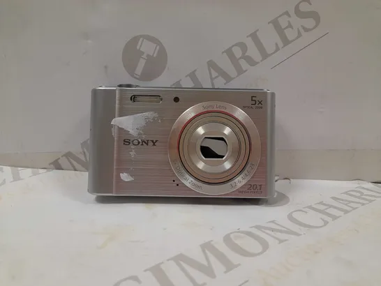 SONY CYBER-SHOT STEADY SHOT CAMERA IN SILVER