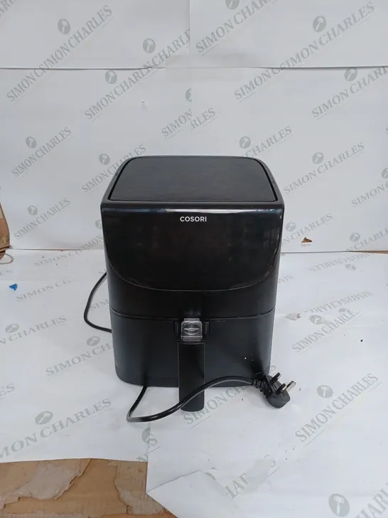 COSORI ELECTRIC HOT AIR FRYER 