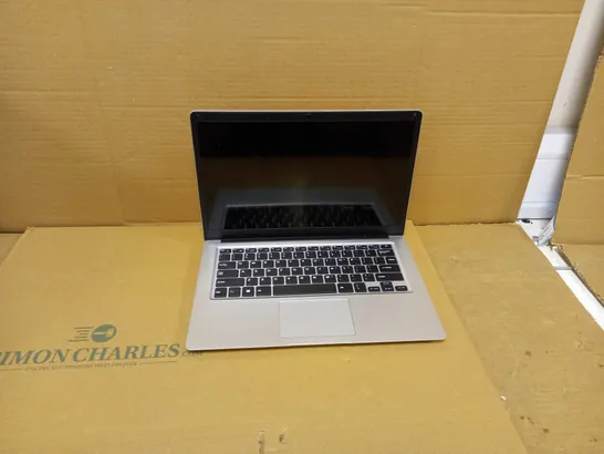 SILVER UNBRANDED LAPTOP - NO BOX 