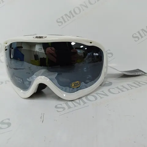 RAWS ALPLAND SNOW BOARING GOGGLES IN WHITE