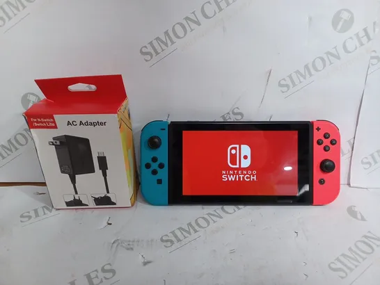 NINTENDO SWITCH GAMING CONSOLE WITH CASE