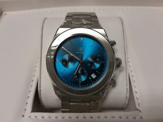 BOXED BERNARD REINHARDT CHRONOGRAPH BLUE DIAL WATCH 