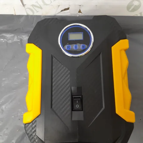 BOXED PORTABLE DIGITAL TIRE INFLATOR 