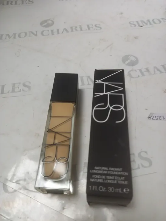 NARS - NATURAL RADIANT LONGWEAR FOUNDATION - (MEDIUM 1 - FOR MEDIUM SKIN WITH YELLOW UNDERTONES) 30ML/1OZ