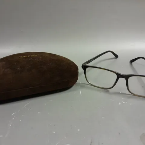 TON FORD SQUARE LENS PRESCRIPTION SPECTACLES 