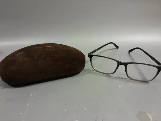 TON FORD SQUARE LENS PRESCRIPTION SPECTACLES 