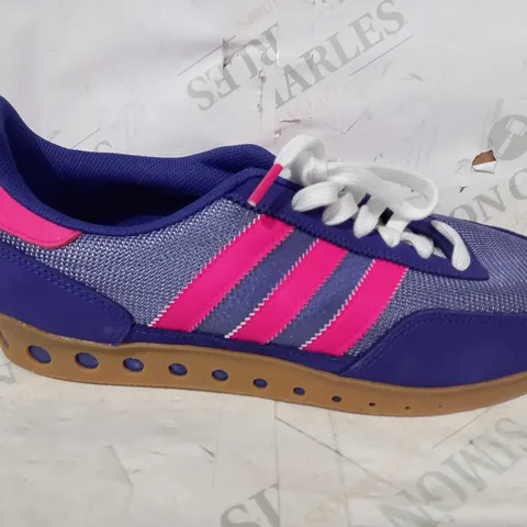 BOXED PAIR OF ADIDAS SHOES IN PURPLE/PINK UK SIZE 8