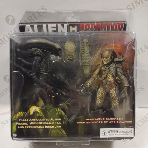 ALIEN VS PREDATOR ACTION FIGURE SET 