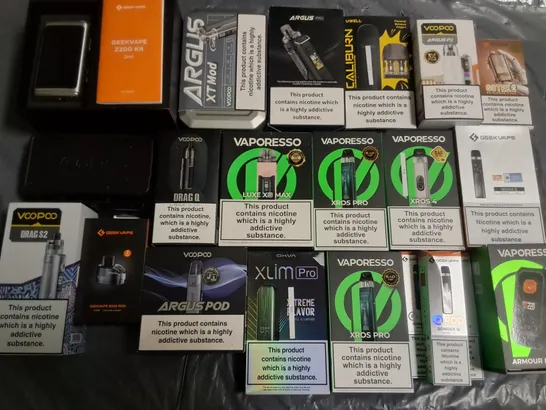 LOT OF 20 ASSORTED E-CIGARETTE SMOKING ITEMS TO INCLUDE ARGUS, VAPORESSO AND ASPIRE 