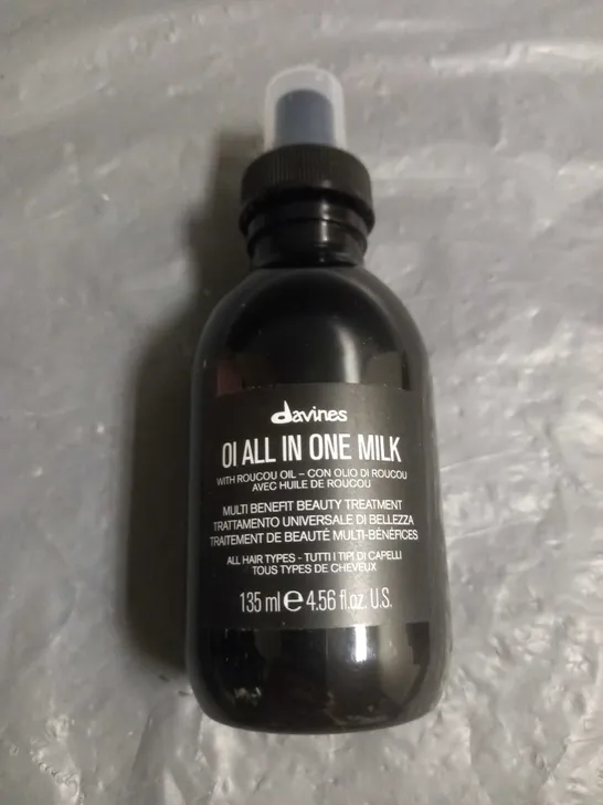 DAVINES OI ALL IN ONE MILK LEAVE IN HAIR TREATMENT 135ML