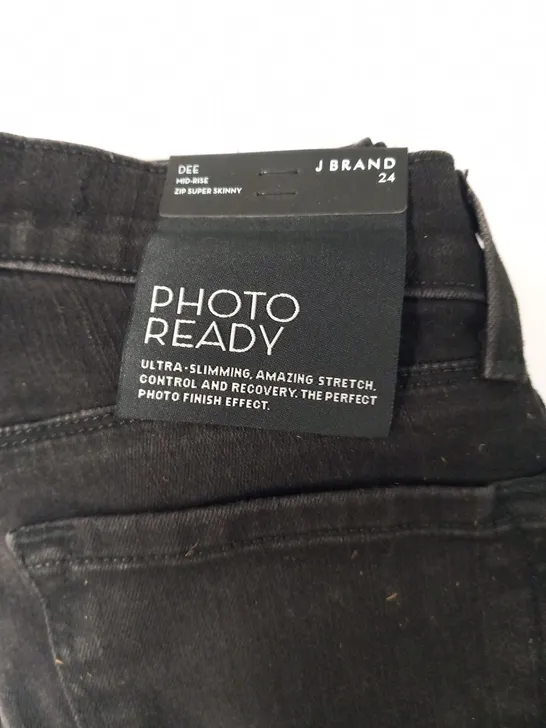 J BRAND PHOTO READY ULTRA SLIMMING DEE MID RISE ZIP JEANS SIZE 24