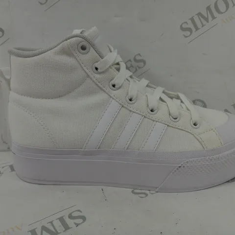 ADIDAS BRAVADO 2.0 MID RISE TRAINERS IN WHITE - UK 4 1/2