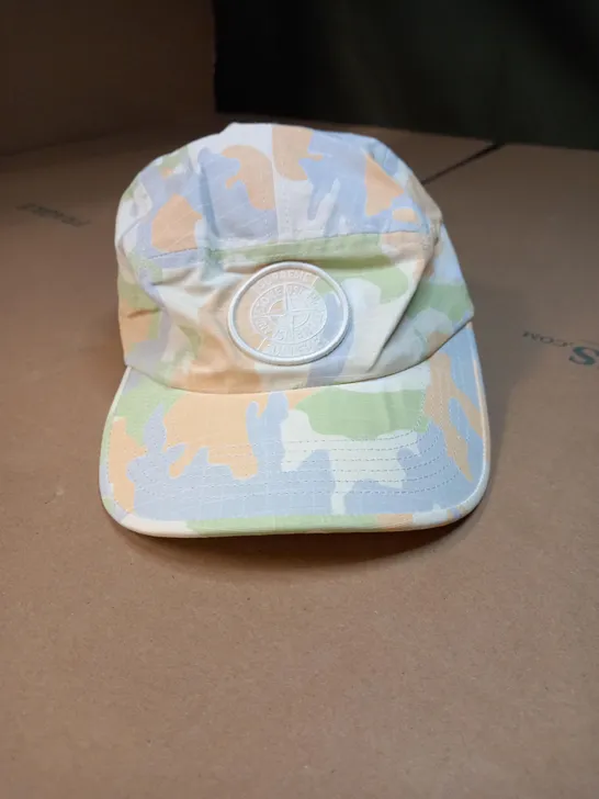 STONE ISLAND SUPREME  ICE CAMO SIZE OS