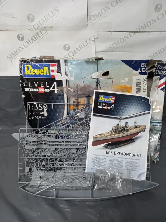 REVELL HMS DREADNOUGHT SHIP MODEL