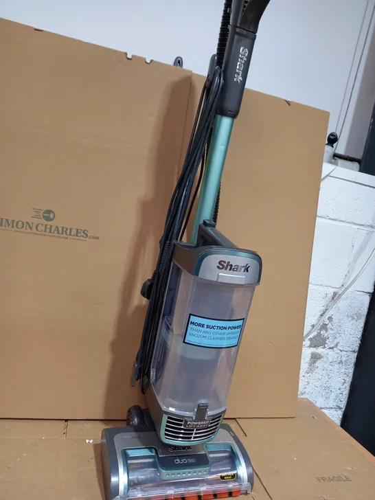 SHARK DUO CLEAN VACCUM CLEANER 