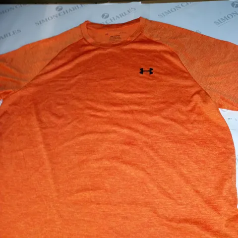 UNDER ARMOUR CASUAL T-SHIRT SIZE LG