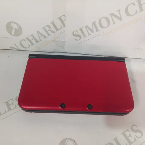 NINTENDO 3DS XL HANDHELD GAMING CONSOLE IN RED WAP-002