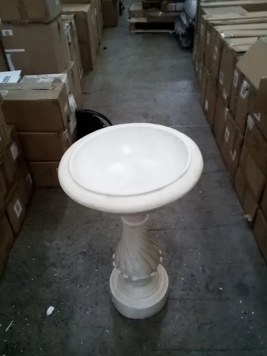 BOXED BIRD BATH