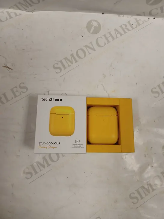 LOT OF APPROX 126 TECH21 STUDIO COLOUR YELLOW AIRPOD CASE