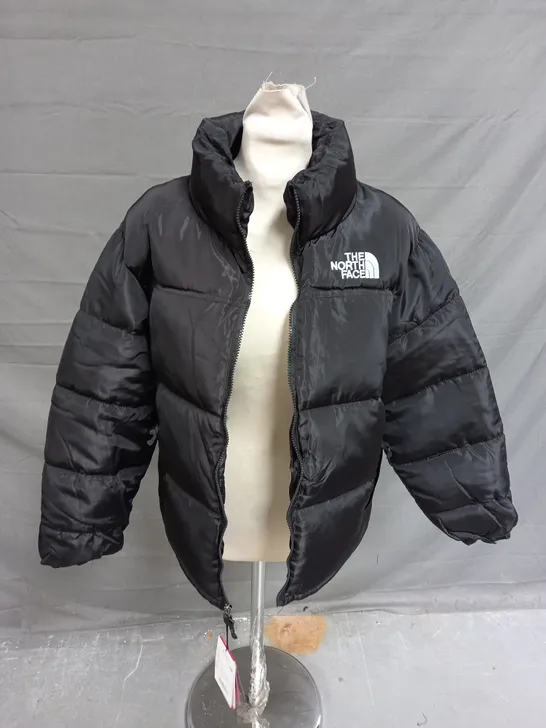 THE NORTH FACE ICONIC NUPTSE 700 PADDED JACKET IN BLACK - MEDIUM