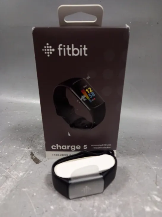 BOXED FITBIT CHARGE 5 FITNESS ACTIVITY TRACKER WATCH 