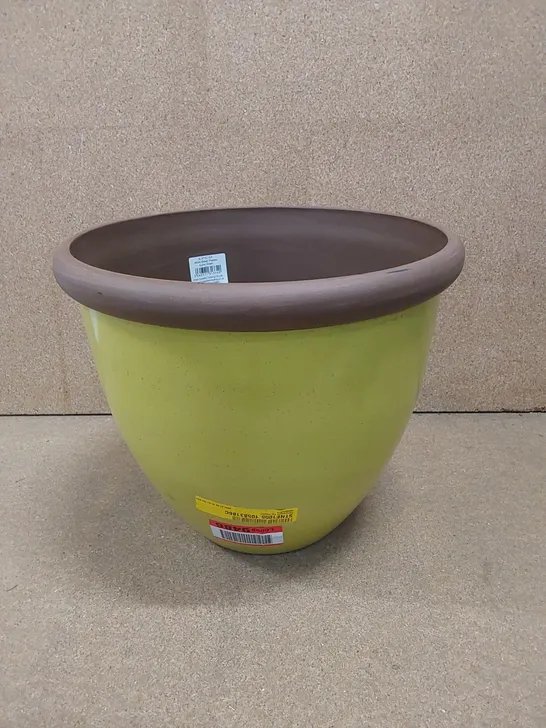 CAMPUZANO 40cm PLANT POT - APPLE GREEN