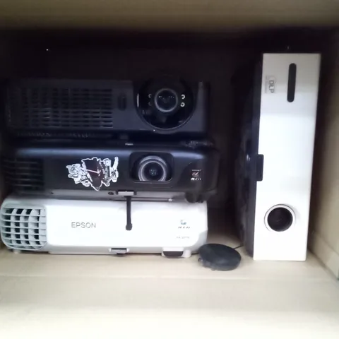 BOX OF PROJECTORS INCLUDING EPSON, BLCO AND DLP 