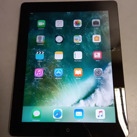 UNBOXED APPLE IPAD 4 GREY 16GB