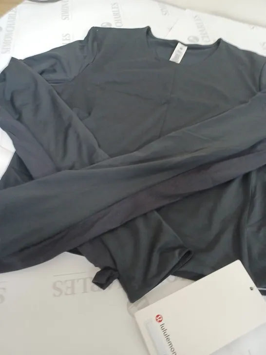 LULULEMON BLACK TOP - SIZE LARGE