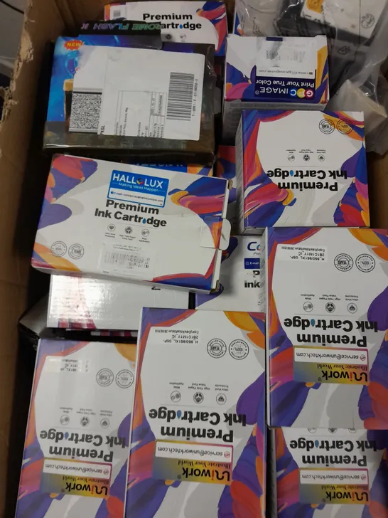 APPROXIMATELY 40 ASSORTED PRINTER INK CARTRIDGES IN VARIOUS BRANDS TO INCLUDE COLORAN, HP, UNIWORK ETC - COLLECTION ONLY 