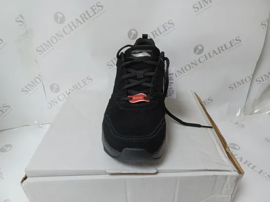 PAIR OF SKECHERS ARCH FIT TRAINERS BLACK UK SIZE 8