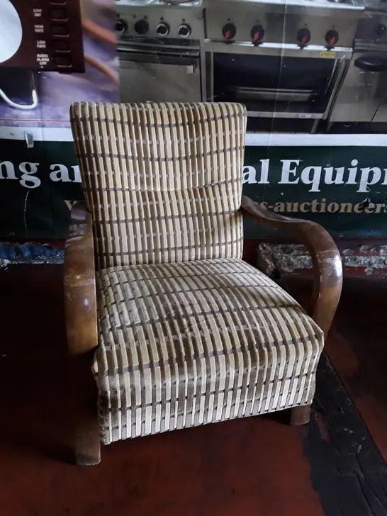 BISTRO PUB STYLE ARMCHAIR