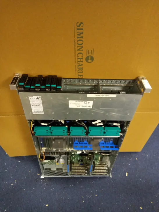 INTEL SERVER SYSTEM R2224GZ4GCSAS - COLLECTION ONLY