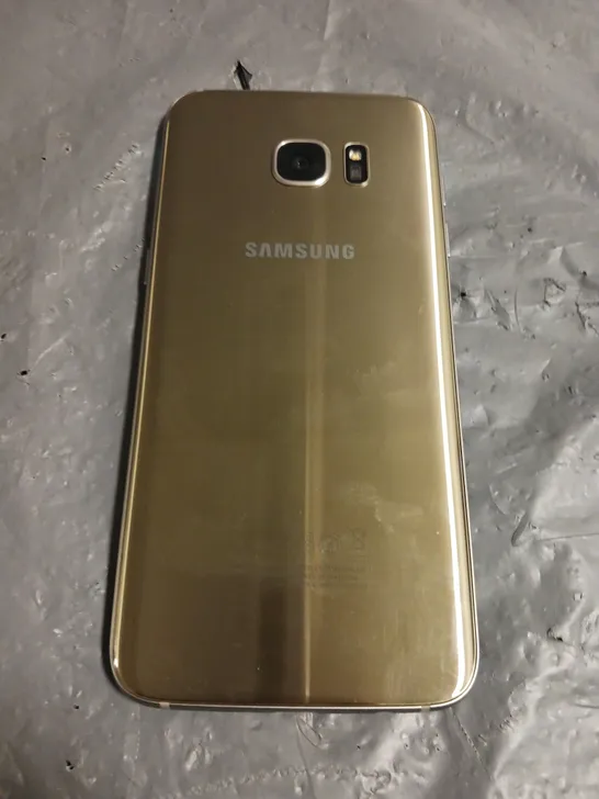 SAMSUNG GALAXY S7 EDGE SMARTPHONE 