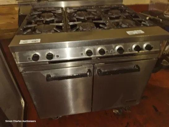 FALCON DOMINATOR SERIES 4 GAS RANGE WITH 6 BURNER HOB