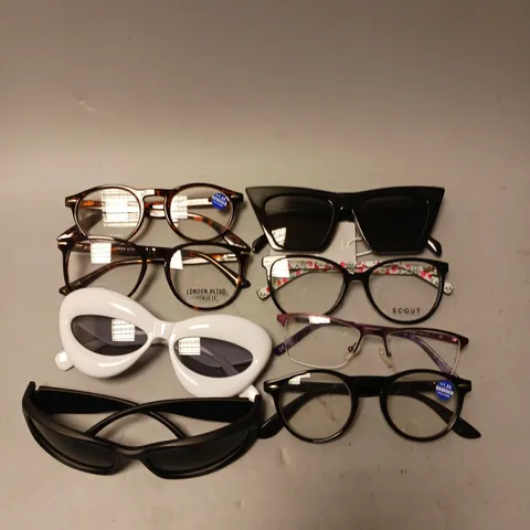 APPROXIMATELY 20 ASSORTED SUNGLASSES/SPECTACLES IN VARIOUS DESIGNS  