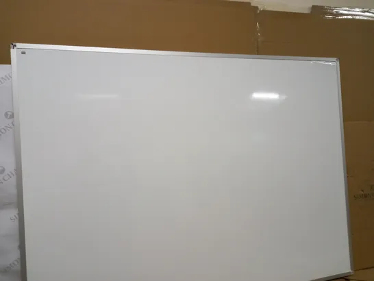 WHITEBOARD 1200X900MM