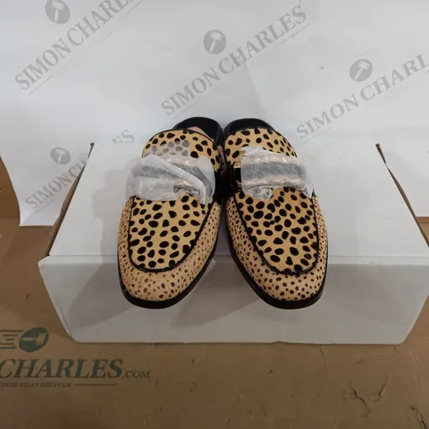 FRENCHIE MINI LEOPARD LEOPARD PONY SIZE-5