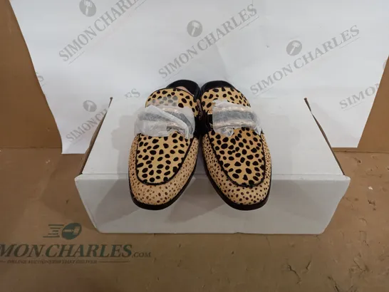 FRENCHIE MINI LEOPARD LEOPARD PONY SIZE-5