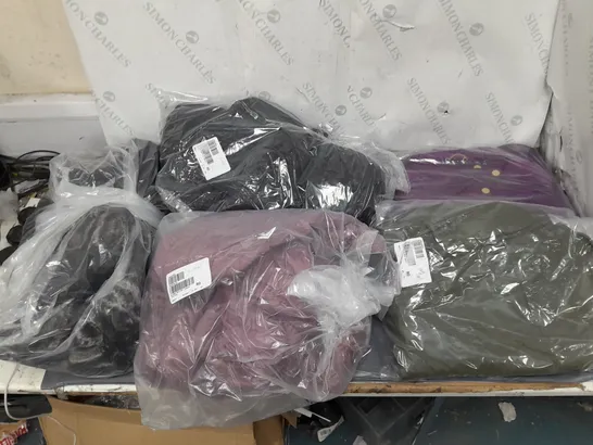 BOX OF APPROXIMATELY 10 ASSORTED BAGGED PIECES OF CLOTHING IN VARIOUS STYLES, SIZES, AND BRANDS 