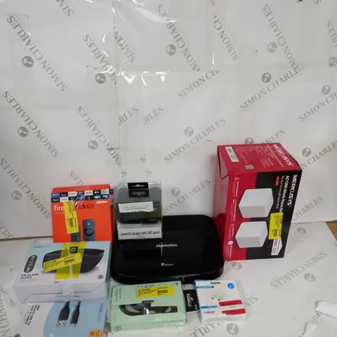 BOX OF ASSORTED ELECTRICAL ITEMS TO INCLUDE FIRE STICK, BLUETOOTH SPEAKERS AND ALARM CLOCK