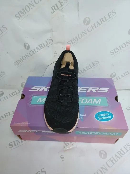 SKETCHERS GRATIS TRAINERS BLACK SIZE 5.5